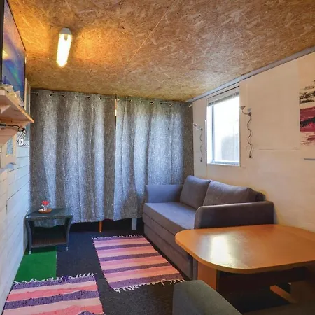 0-bedroom In Apartment