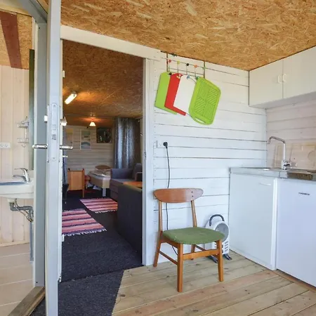 0-bedroom In Apartment *
